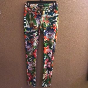 Skinny Flower Print Pants